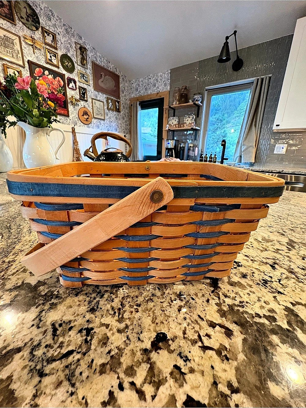 Longaberger Look Alike Woven Wood Basket with Handle in Brown & Blue